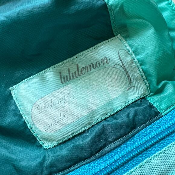 Lululemon Down Puffer Jacket Womens Size 10 Green - Picture 5 of 16